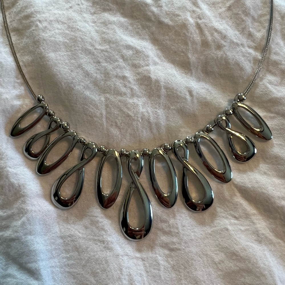 Lia Sophia silver toned necklace